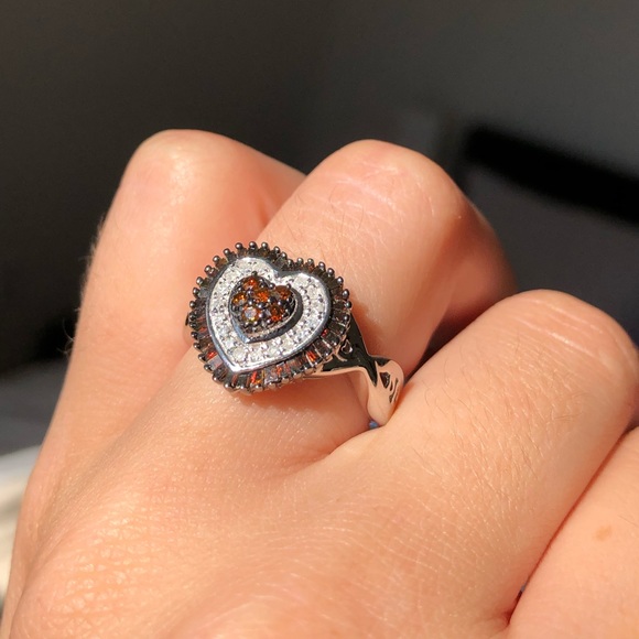 Red & White Diamond Heart Ring 💎 Sterling Silver - Picture 3 of 8